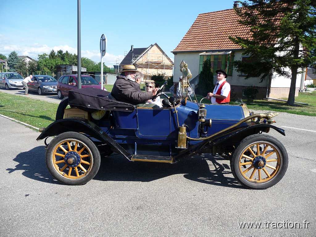 2011_rallye_des_princes (209).jpg - 12/06/2011 - 68127 NIEDERENTZEN 22ème RALLYE des PRINCES - Le départ - OVERLAND - 69 - 1911